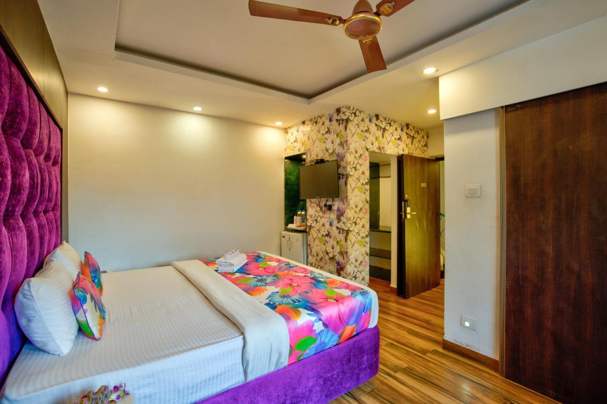 Hotel Lemonmint Svelton Manor à Calangute Extérieur photo